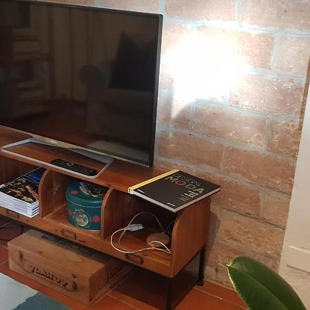 House On The Hills, 10 Minutes From City Center Bologna Bagian luar foto