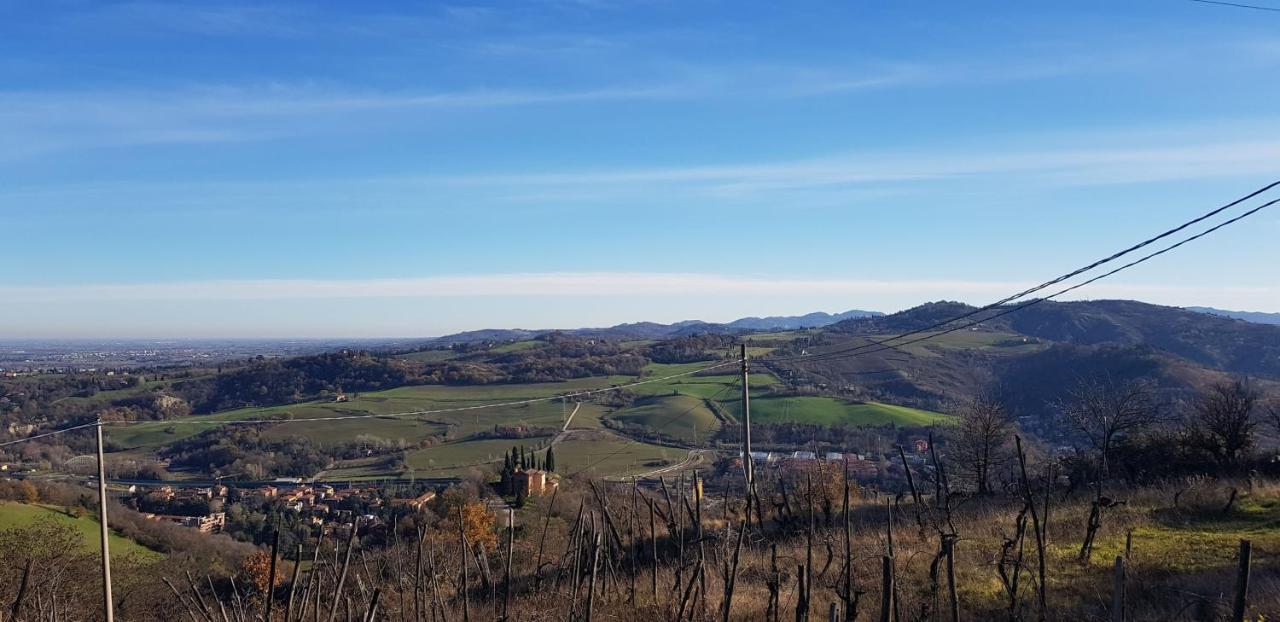 House On The Hills, 10 Minutes From City Center Bologna Bagian luar foto